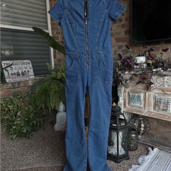 Fashion Nova Flare Leg Jumpsuit - Picture 3 of 5